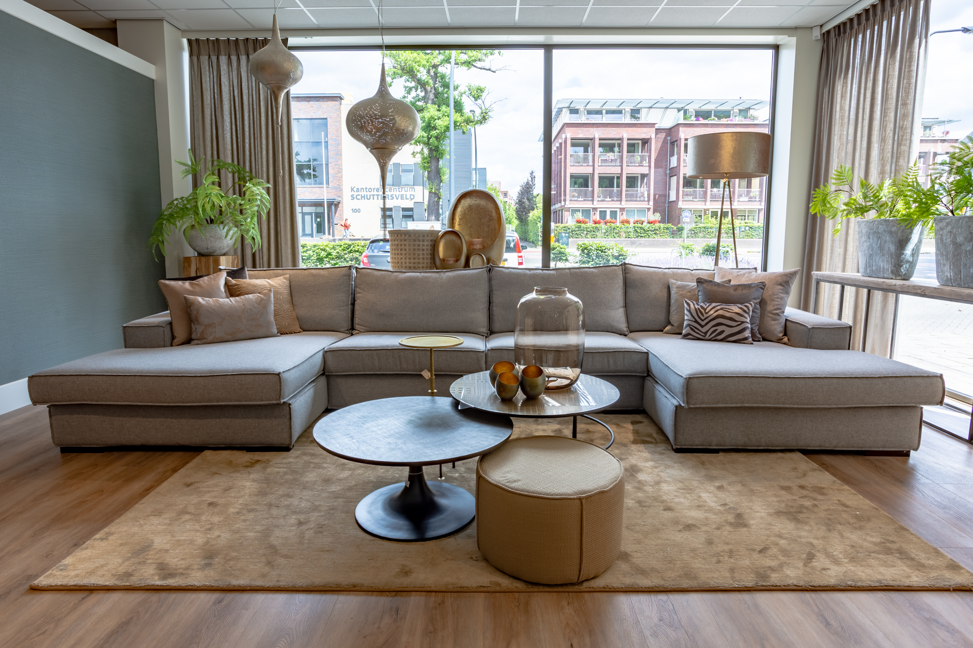 Bocx interiors - loungebank