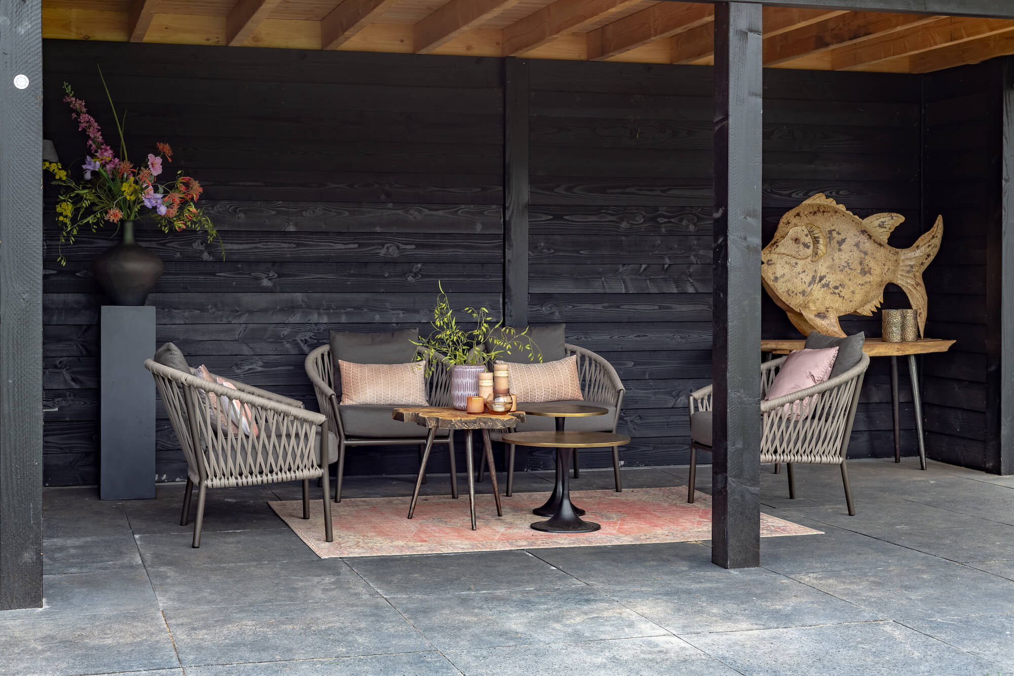 6 - Borek tuinstoelen en bankje