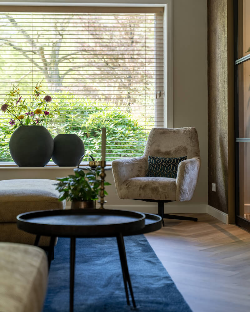 Doorkijk en fauteuil